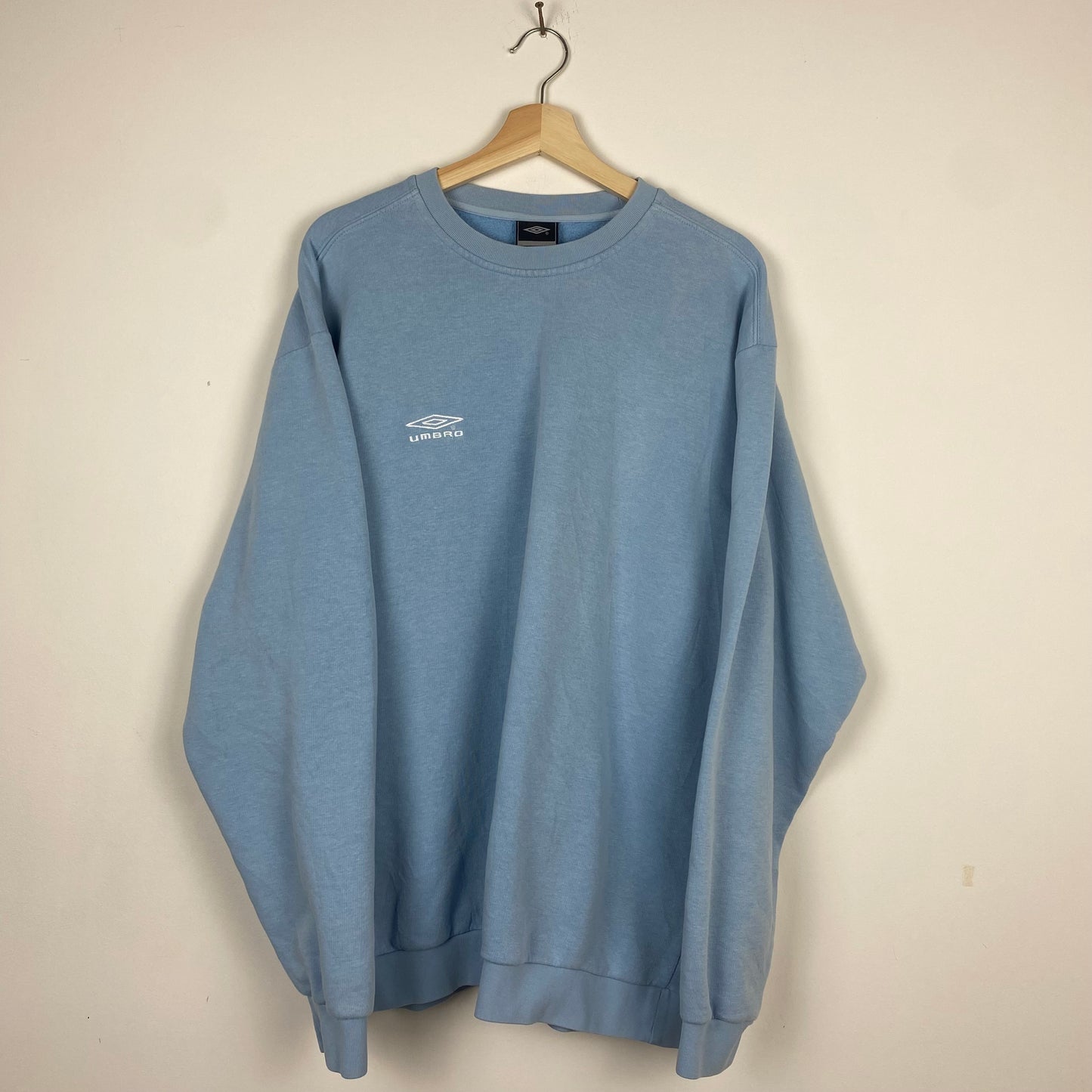 Vintage Umbro Baby Blue Sweatshirt - L/XL