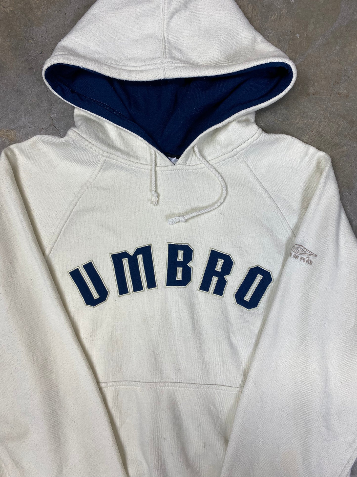 Vintage Umbro Cream Hoodie - S/M